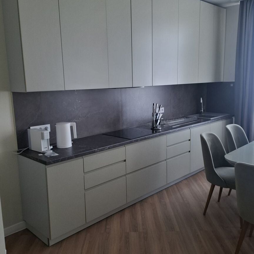 4-комн., 170 м², 2/4 этаж