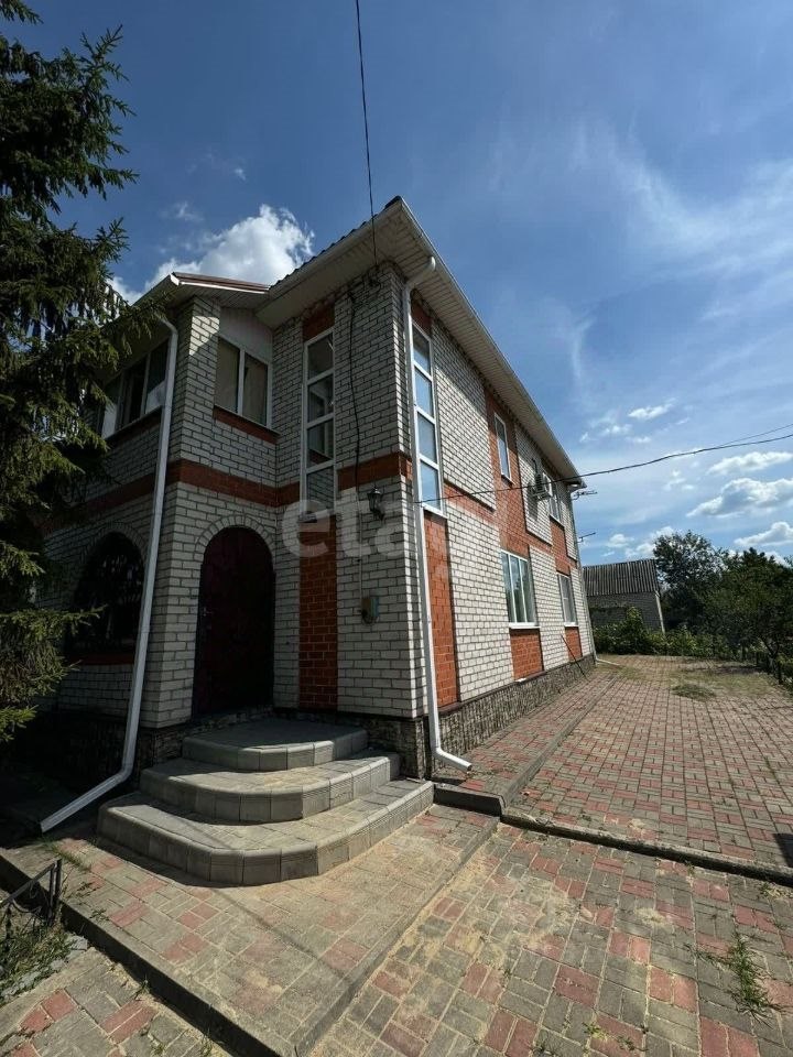 Дом, 164.9 м², 15 соток