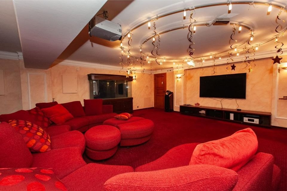 Дом, 540 м², 66 соток