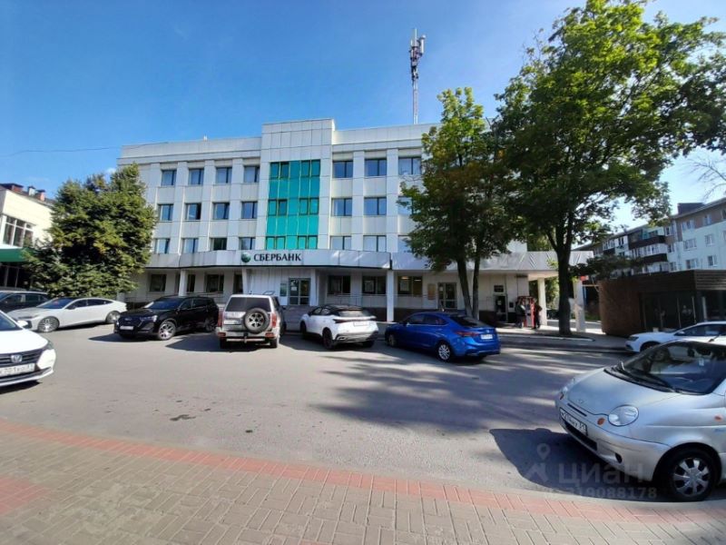 Офис, 20 м², -1/4 этаж