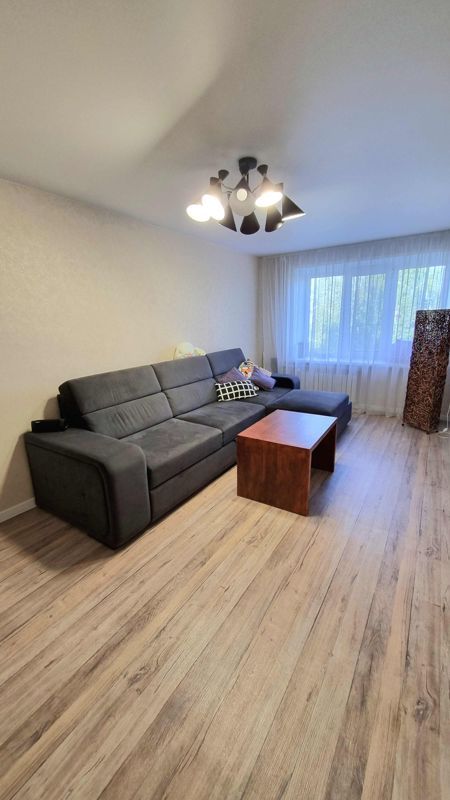 2-комн. квартира, 50.1 м2, 4/5 этаж