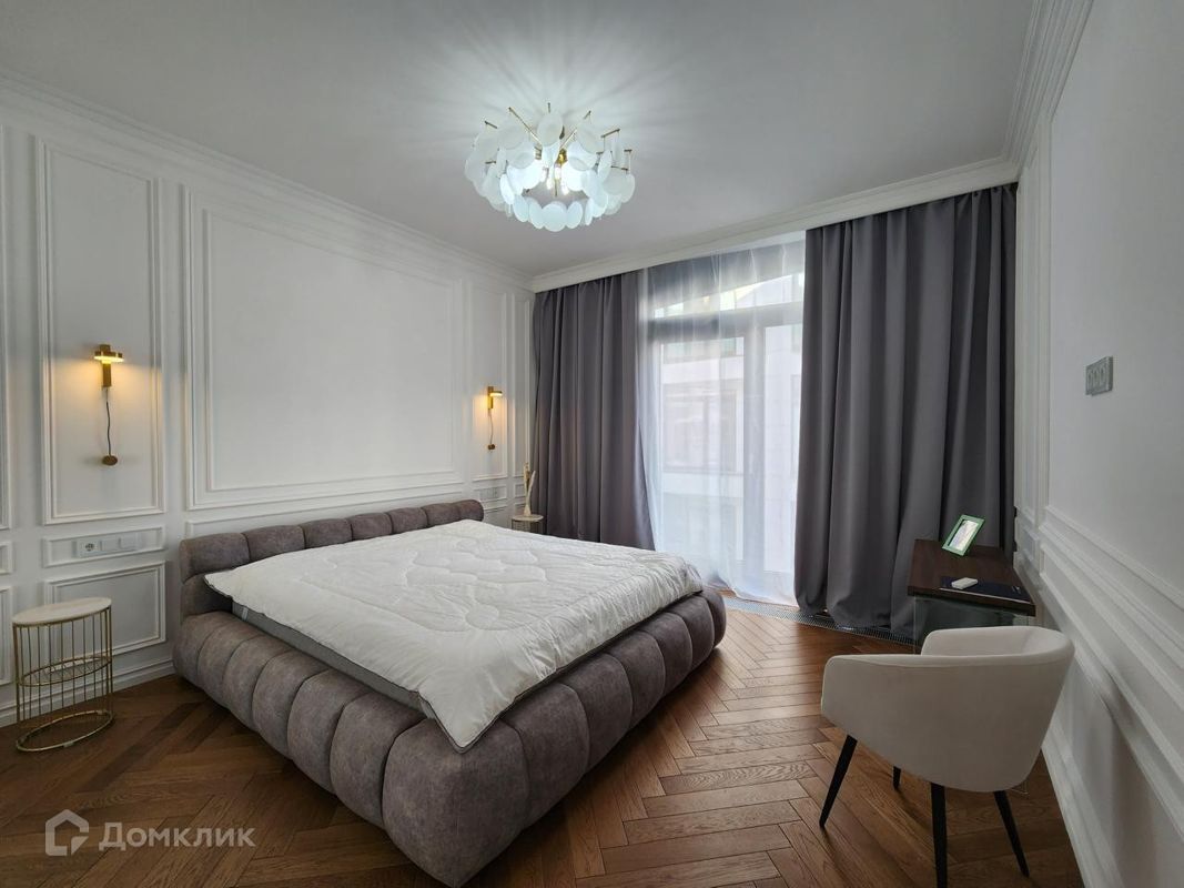 3-комн., 109 м², 2/4 этаж