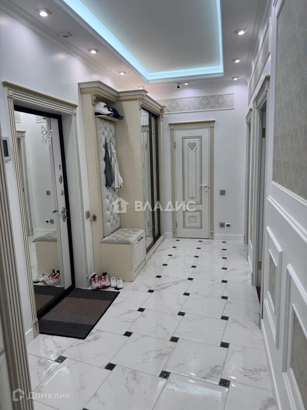 4-комн., 93 м², 1/9 этаж