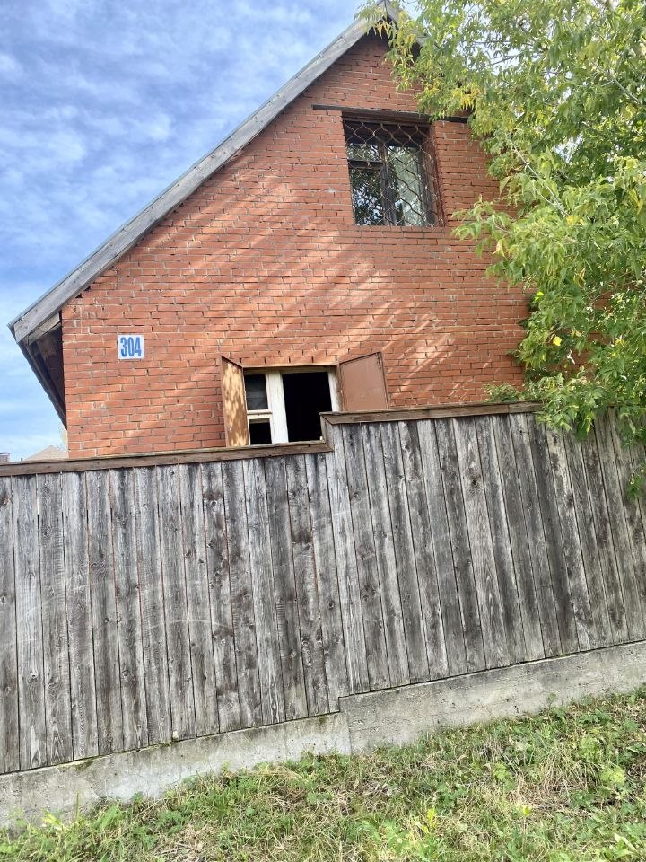 Дом, 104.2 м², 6.8 соток