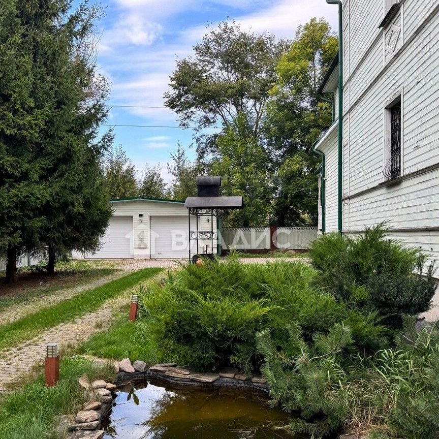 Дом, 360.4 м², 10.4 соток