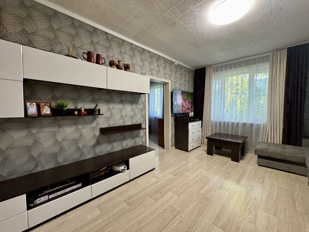 3-комн., 65 м², 2/2 этаж