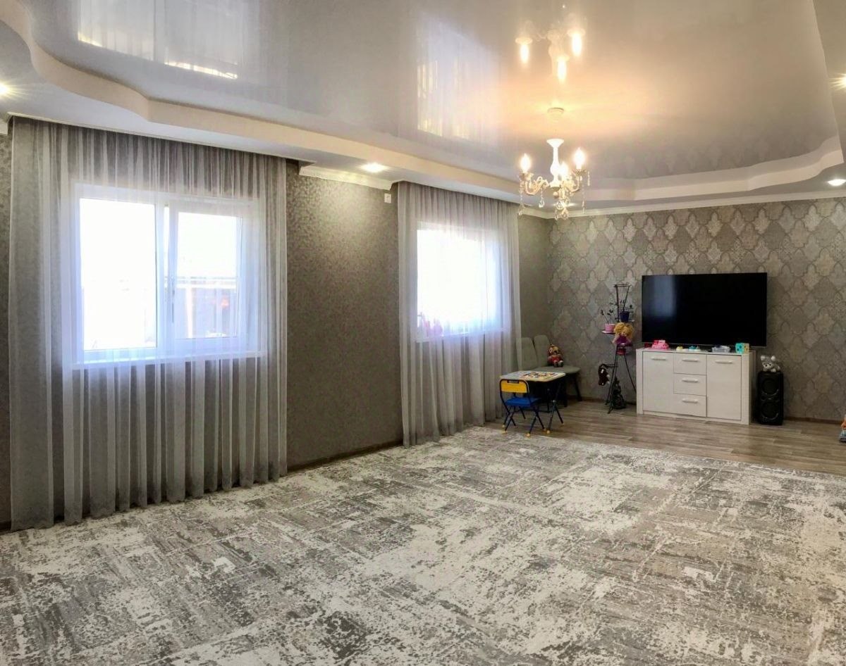 Дом, 171.5 м², 6.5 соток