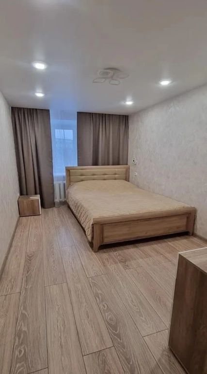 1-комн. квартира, 77 м²