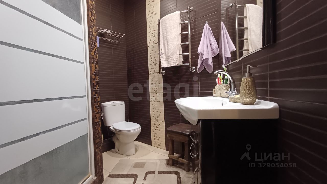 2 этажный, Таунхаус, 166 м², 2.1 сотки, 2 этажа