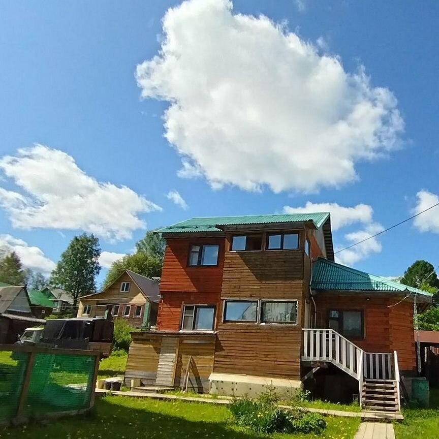  дом, 102.1 м², 9.8 соток