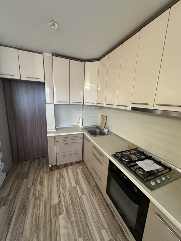 3-комн., Квартира, 61 м², 9/9 этаж