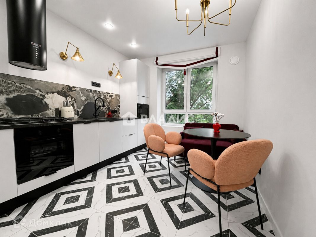 2-комн. квартира, 50.2 м², 1/4 этаж