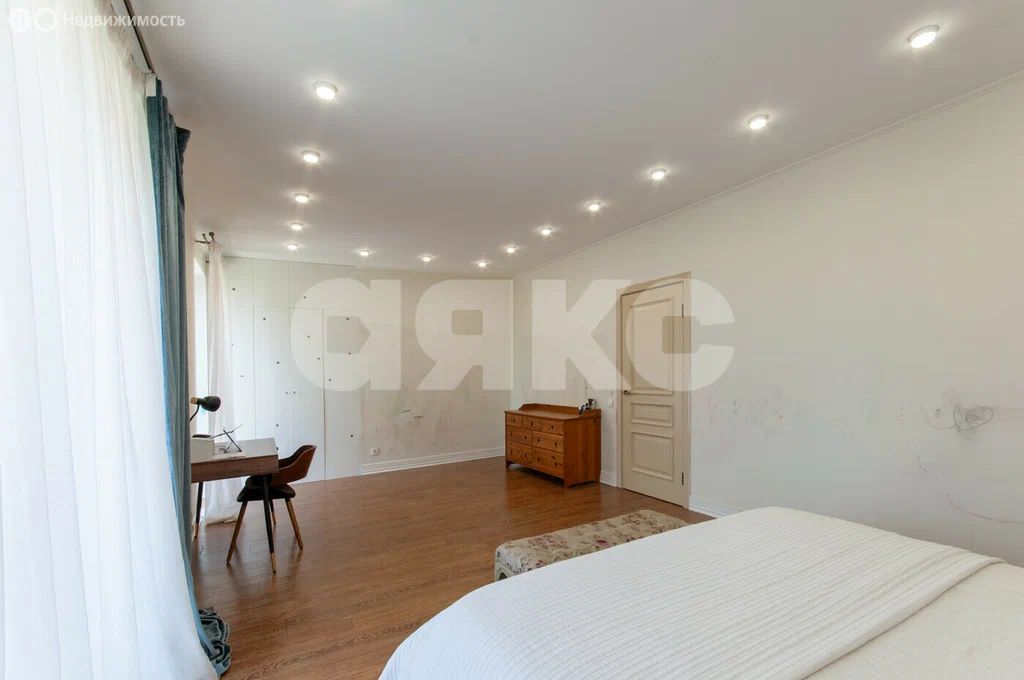 3-комн., Квартира в новостройке, 224.7 м², 2/3 этаж