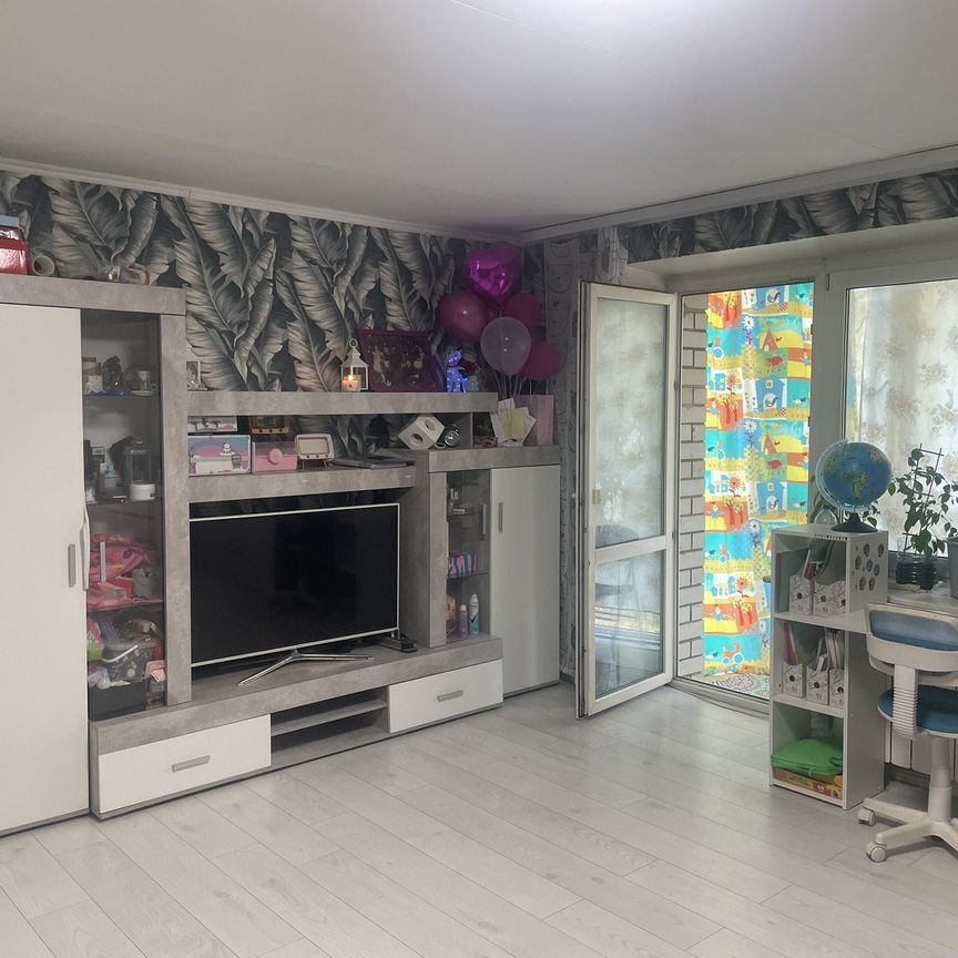 3-комн. квартира, 91 м2, 3/5 этаж