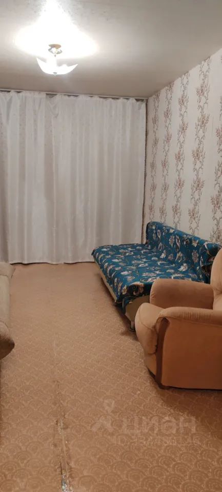 60 м², 1/9 этаж, 4-комн.