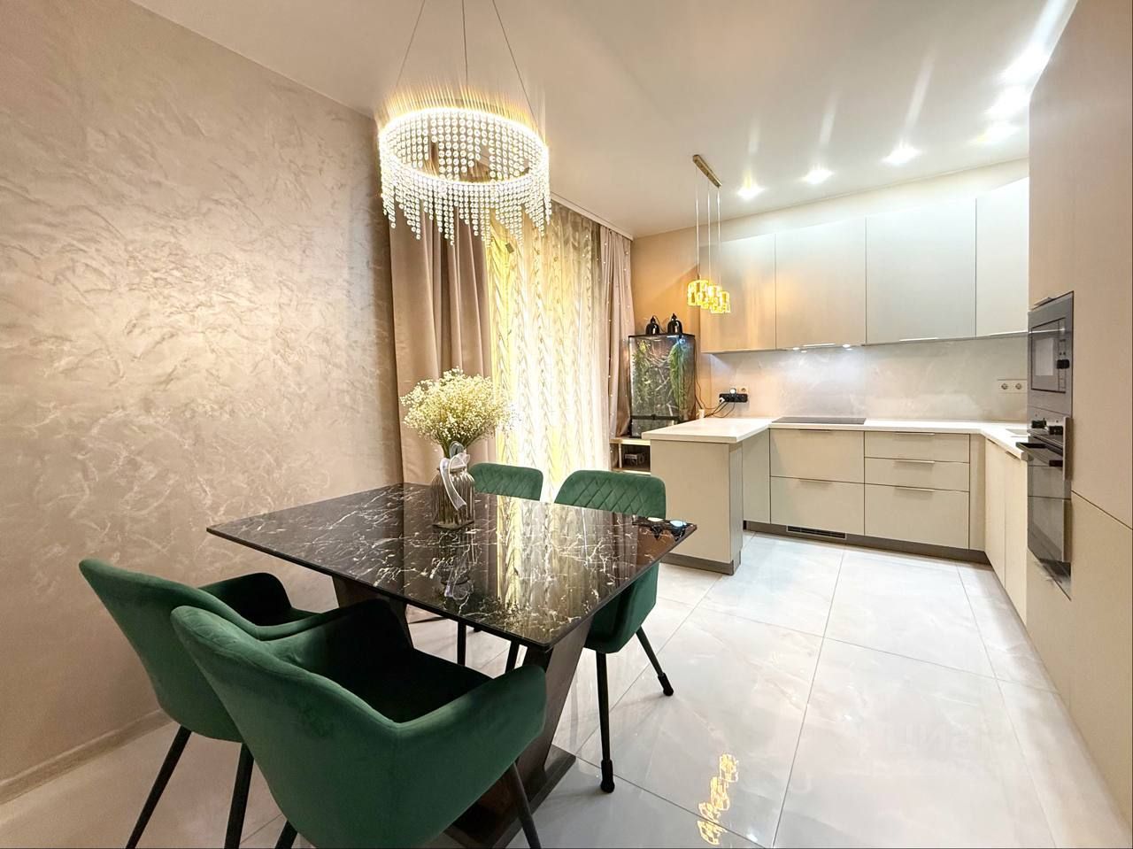 2-комн., 70.7 м², 7/17 этаж