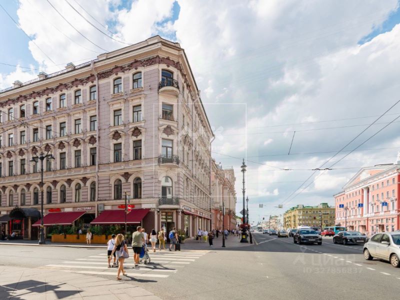 Офис, 235 м², 2/5 этаж