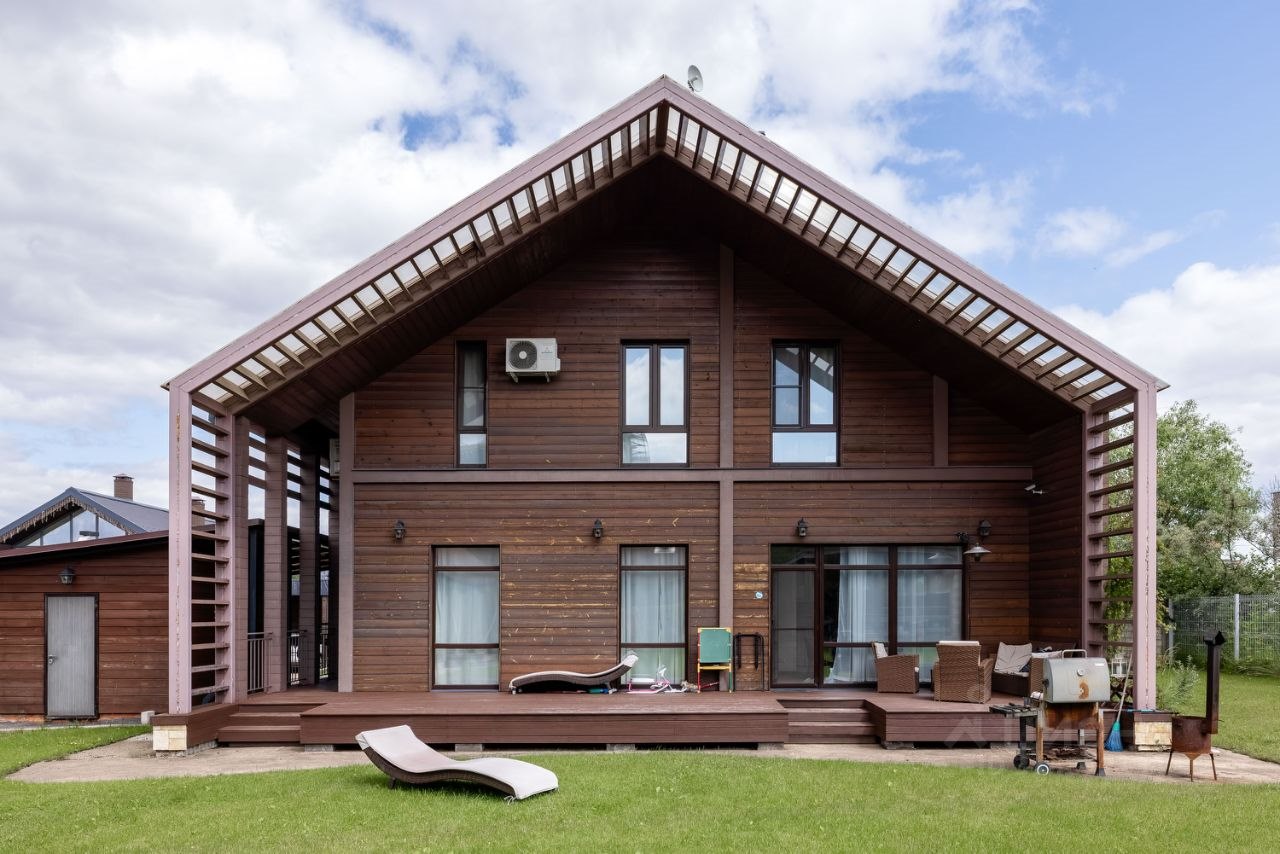 2-этажный дом, 234 м², 9.1 соток