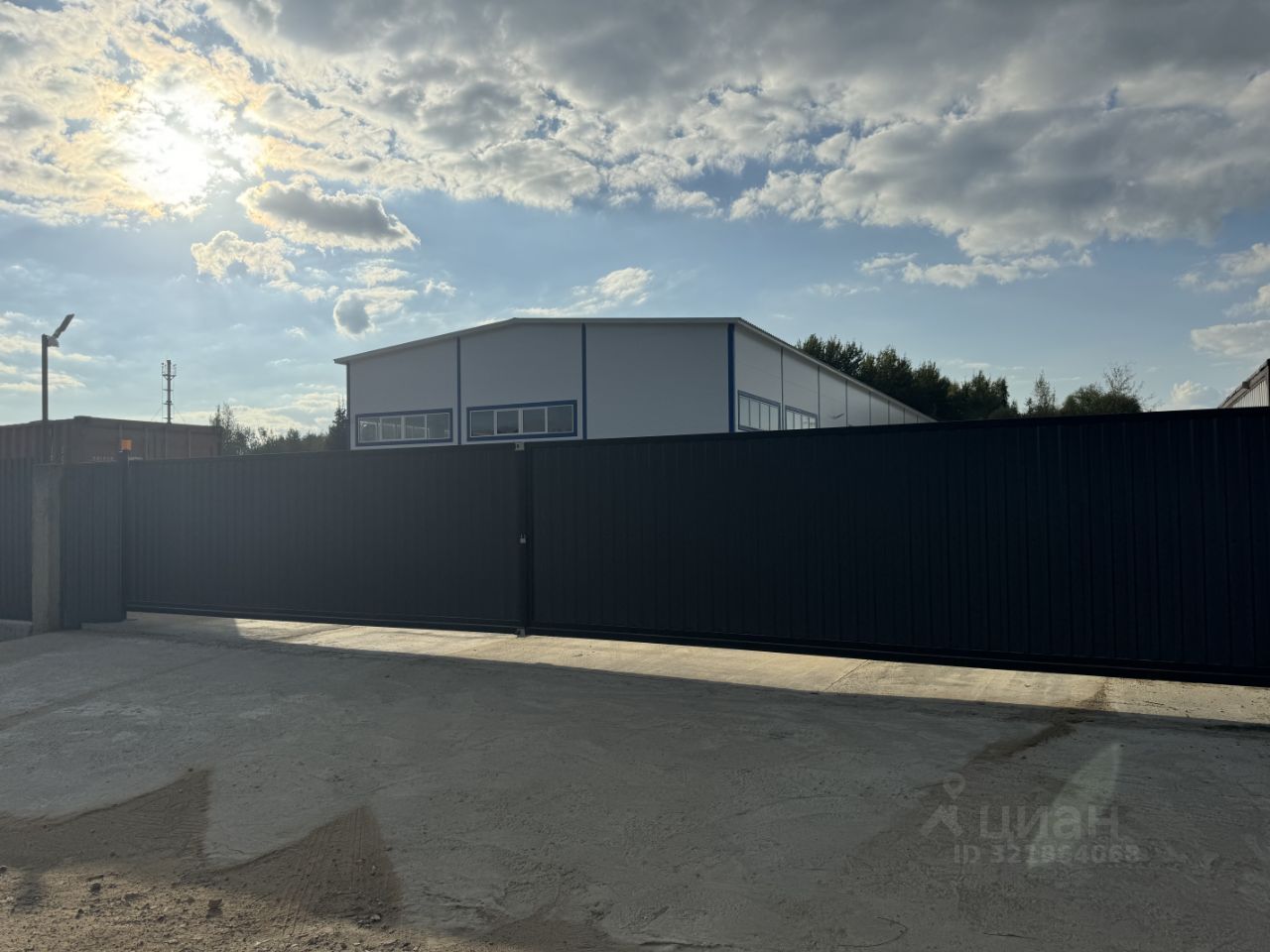 Склад, 1270 м², 1/1 этаж