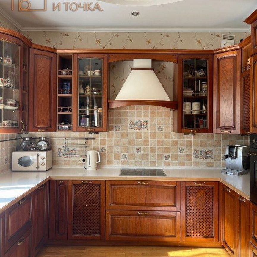 Дом, 257 м², 8.7 соток