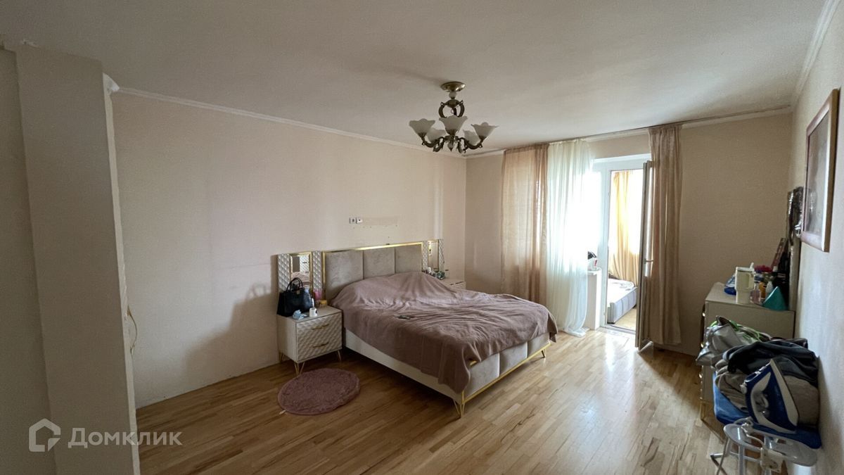 2-комн., 93 м², 2/8 этаж