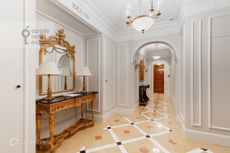 6-комн., 323.5 м², 3/4 этаж