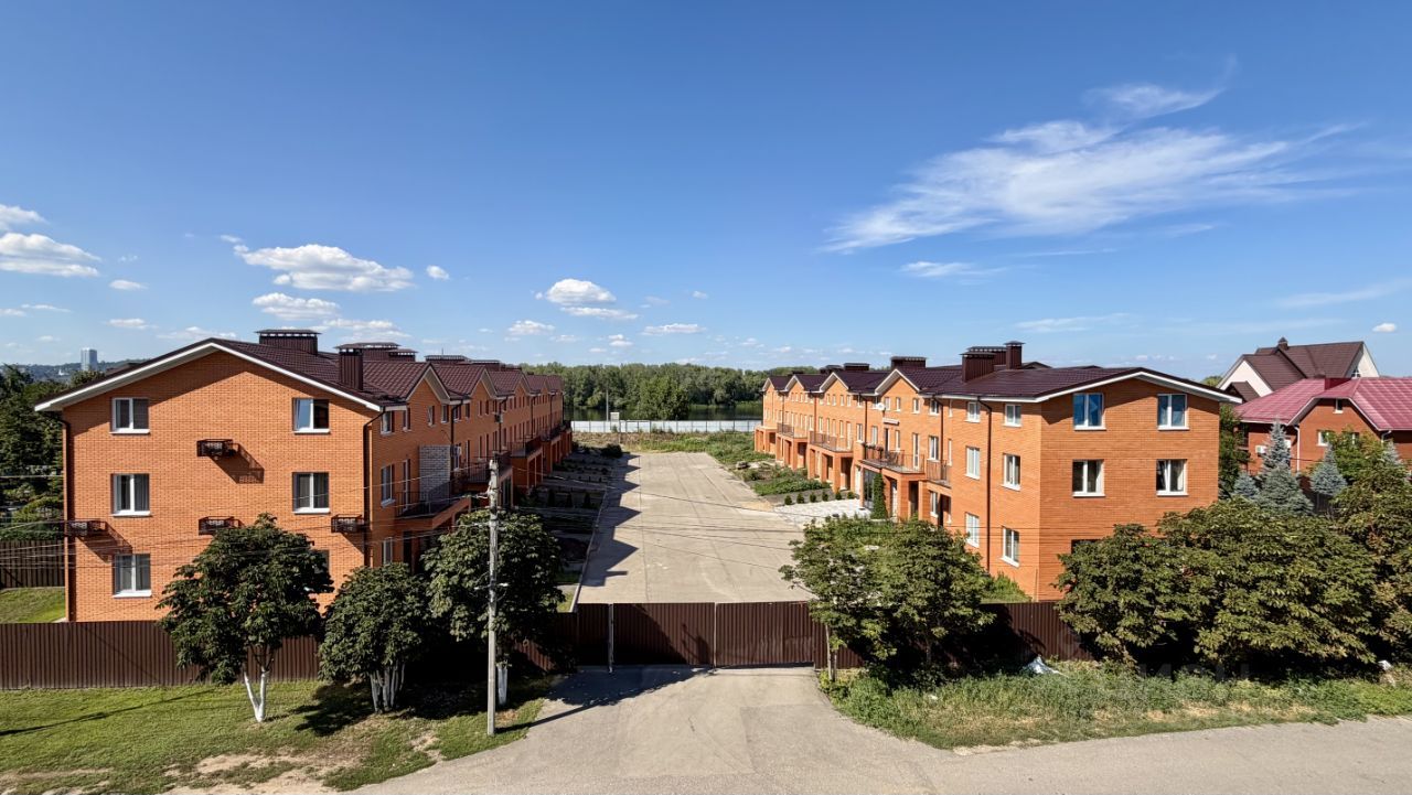 Таунхаус, 241.7 м², 2.3 сотки
