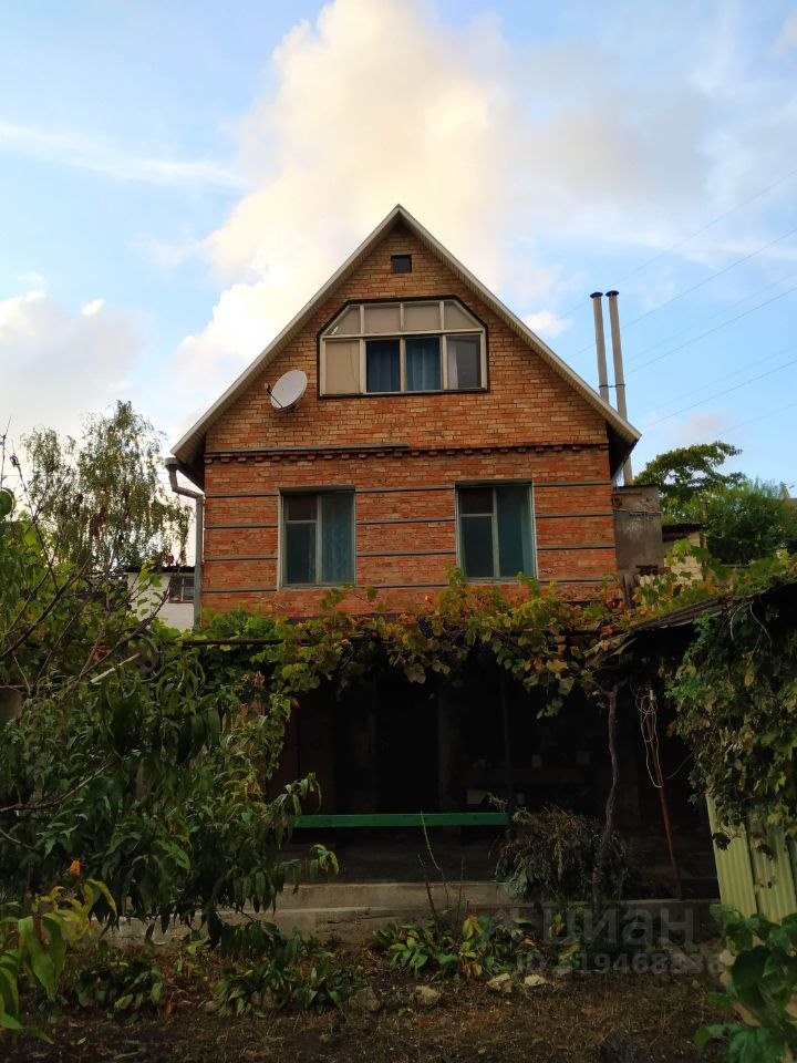 3-этажный дом, 132 м², 9.2 соток