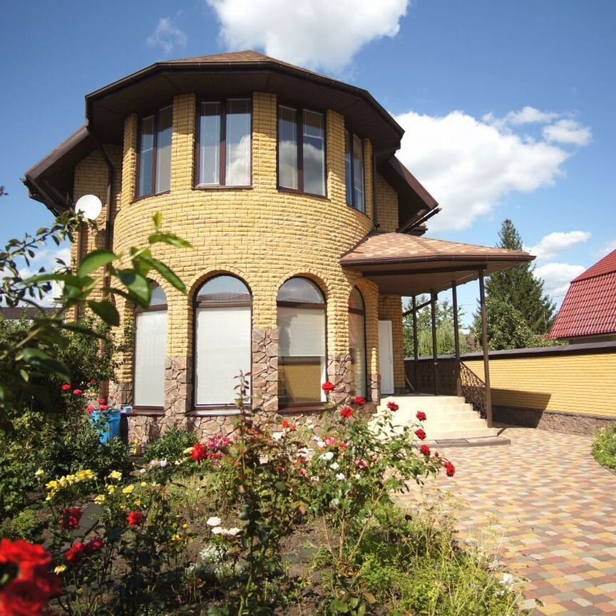 Дом, 4120 м², 7.7 соток