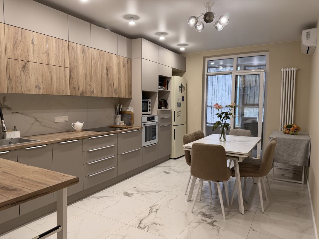 3-комн., 94.5 м², 20/25 этаж