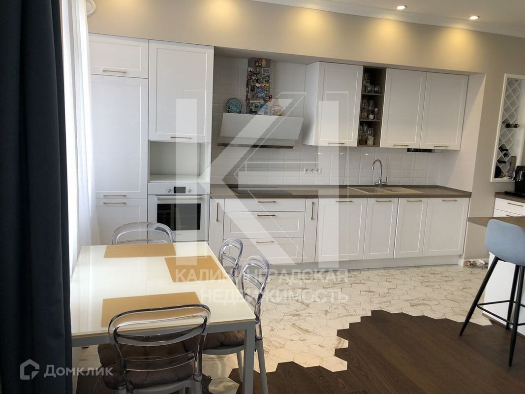 3-комн., 102.3 м², 4/7 этаж