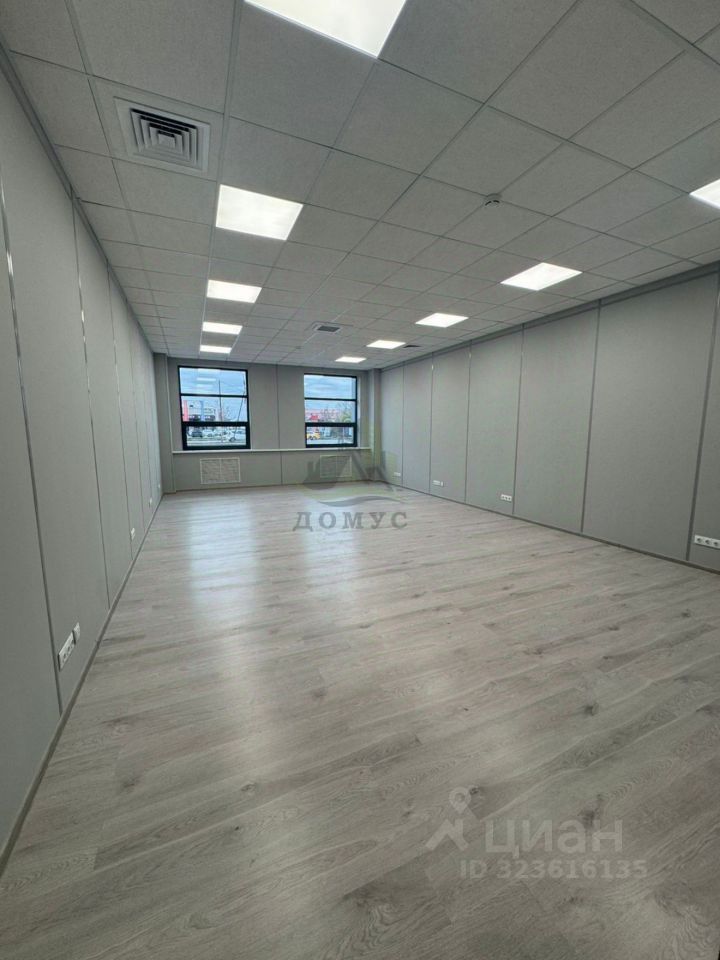 Офис, 37.8 м², 1/3 этаж