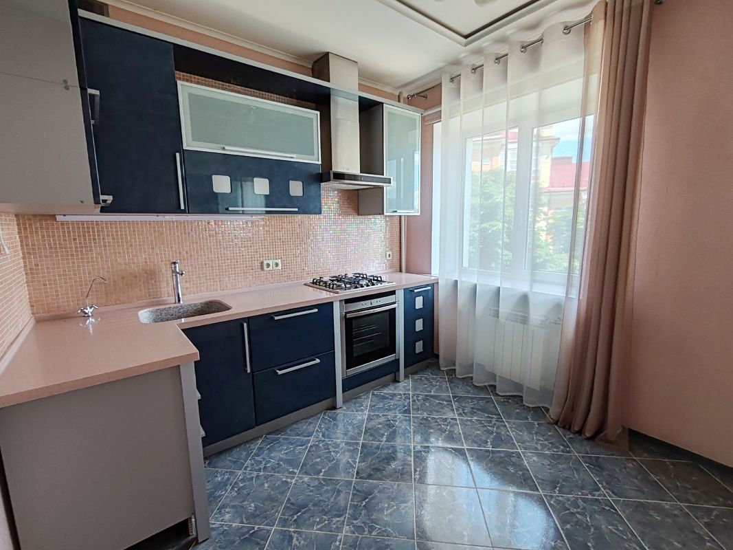 3-комн., 75.8 м², 3/5 этаж