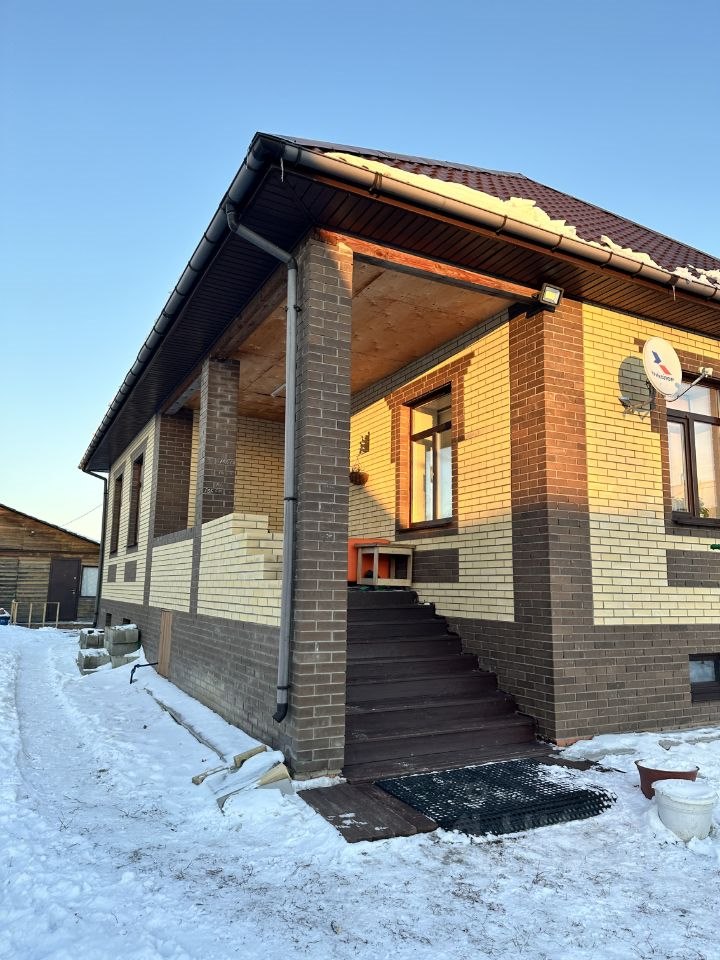 Коттедж, 167 м², 27 соток