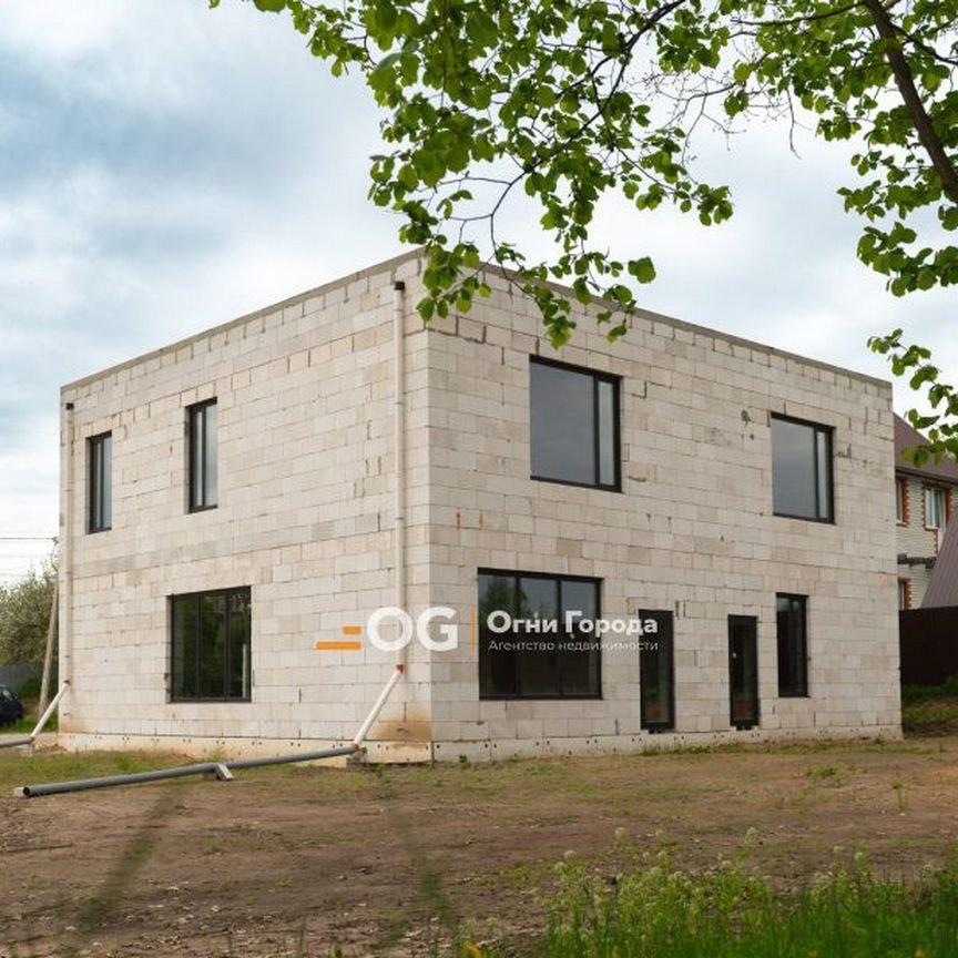 Дом, 345.4 м², 12 соток