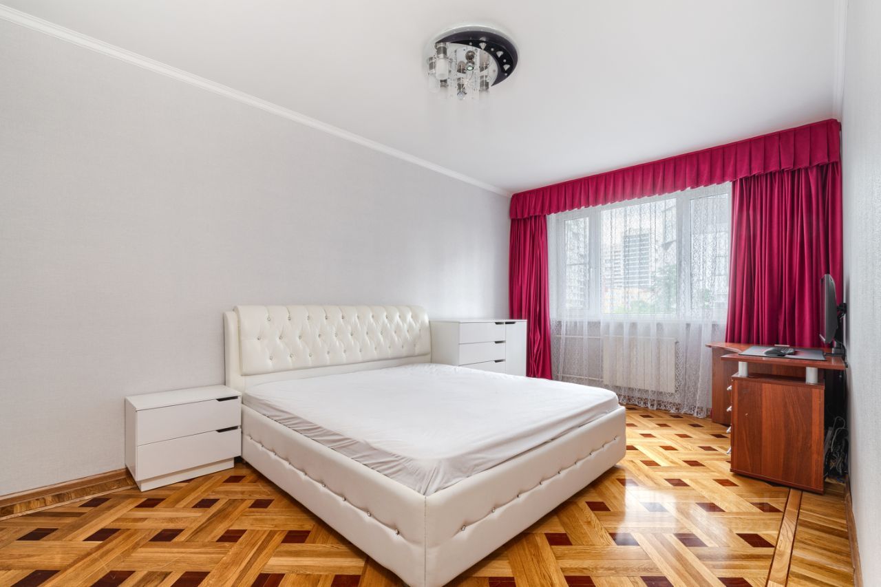 4-комн., 100 м², 4/22 этаж