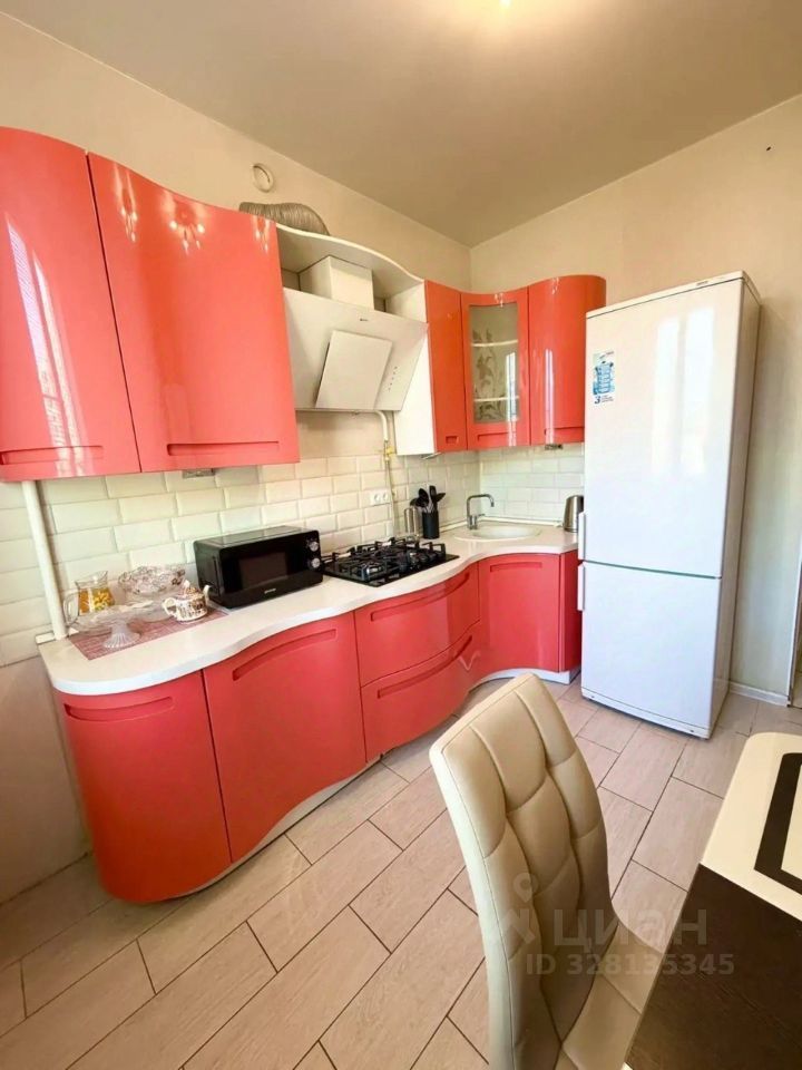 3-комн., 80 м², 4/5 этаж