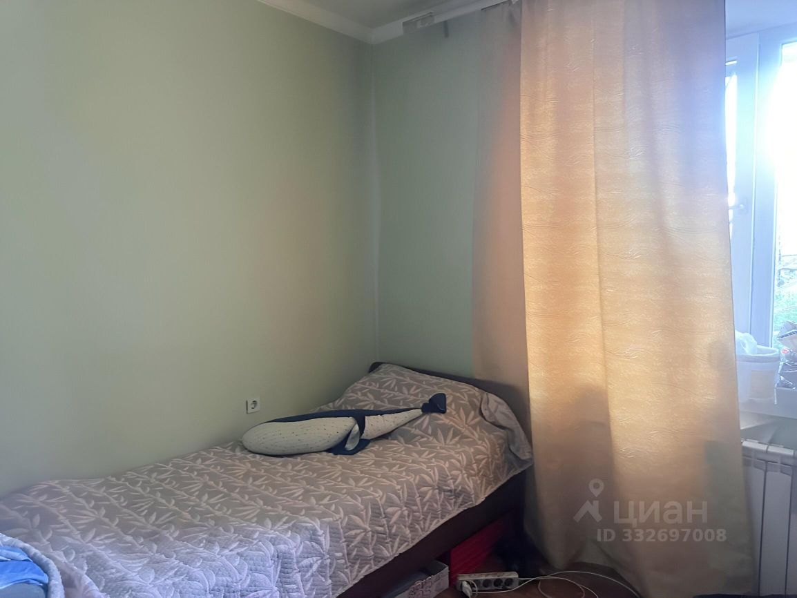 Комната в 2-комн. квартире, 20 м2, 1/5 этаж