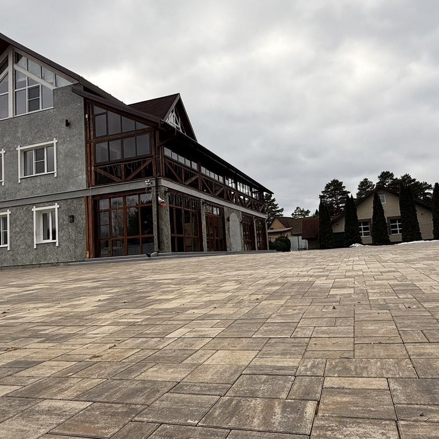 Коттедж, 777 м², 2.14 сотки