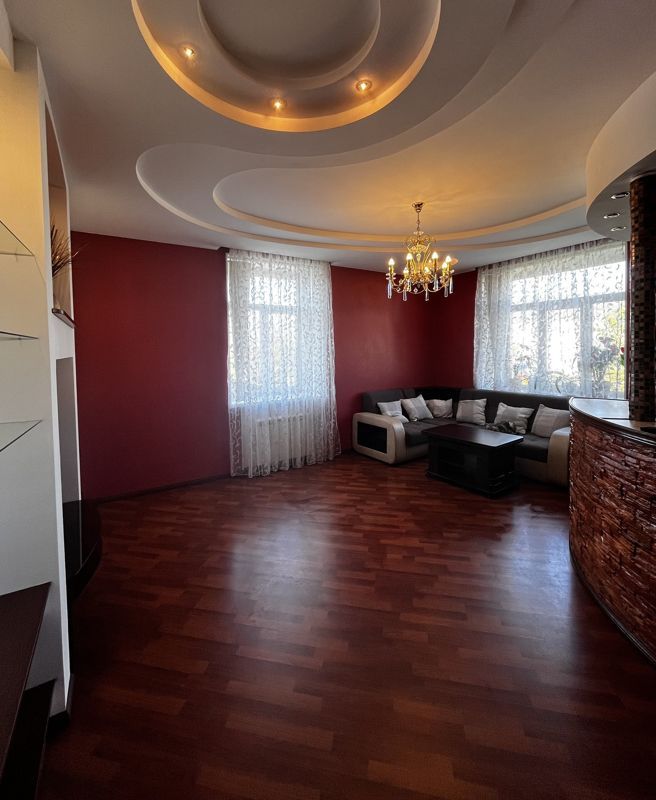 3-комн., 73.2 м², 4/4 этаж