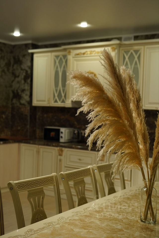 Дом, 250 м², 2 сотки