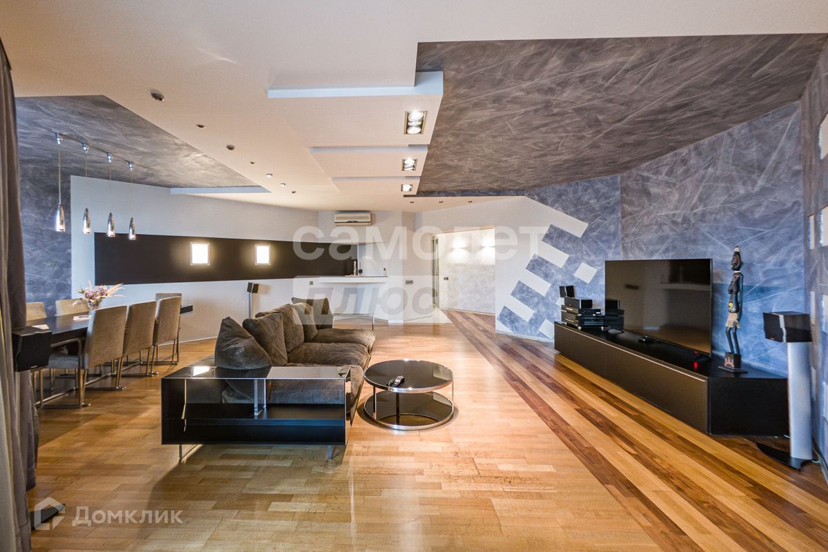 5-комн., 242.4 м², 10/10 этаж