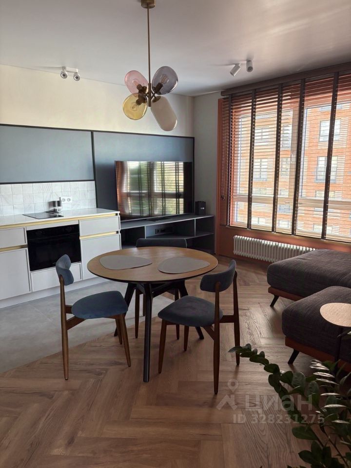 2-комн. квартира, 65 м², 6/33 этаж