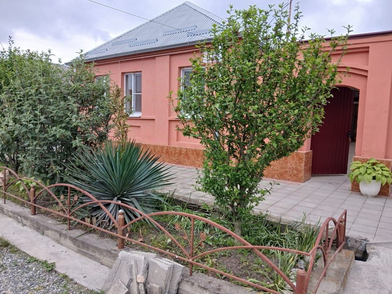 1-этажный дом, 180 м², 6 соток