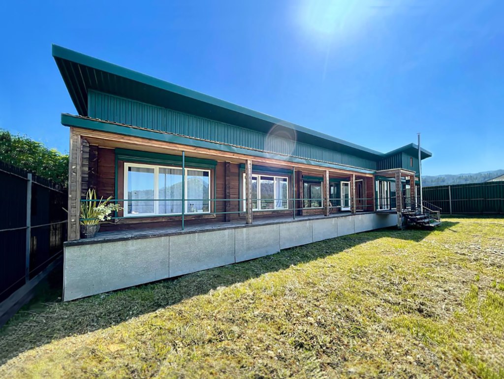 Коттедж, 131.9 м², 15 соток