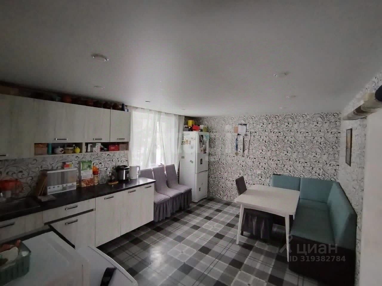 Дом, 178 м², 10 соток