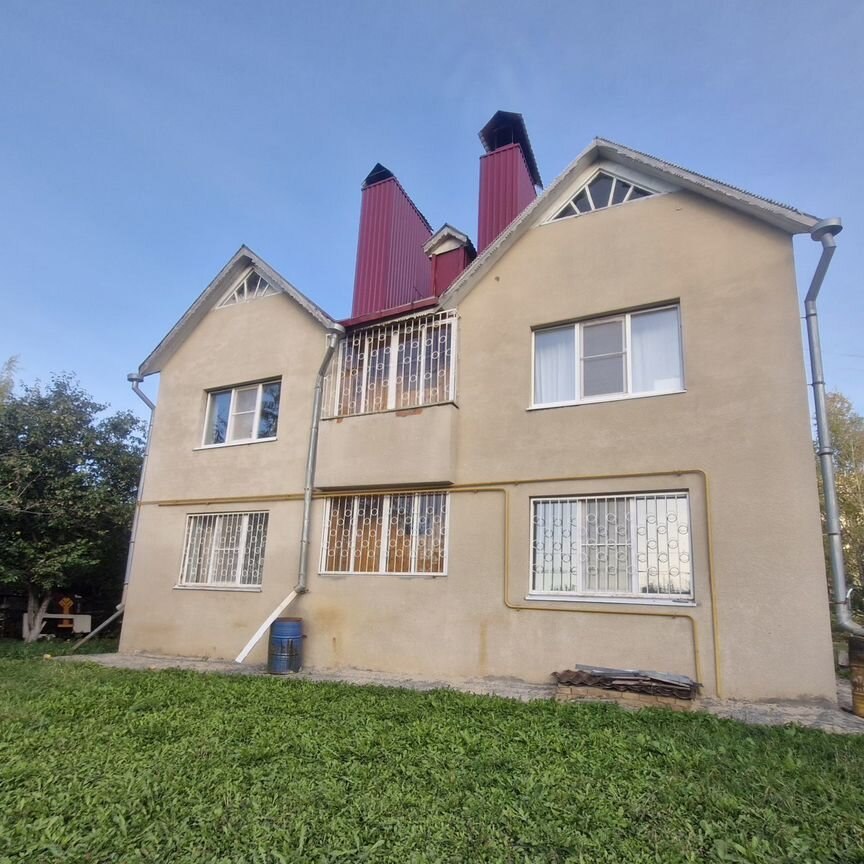  коттедж, 332.4 м², 6 соток