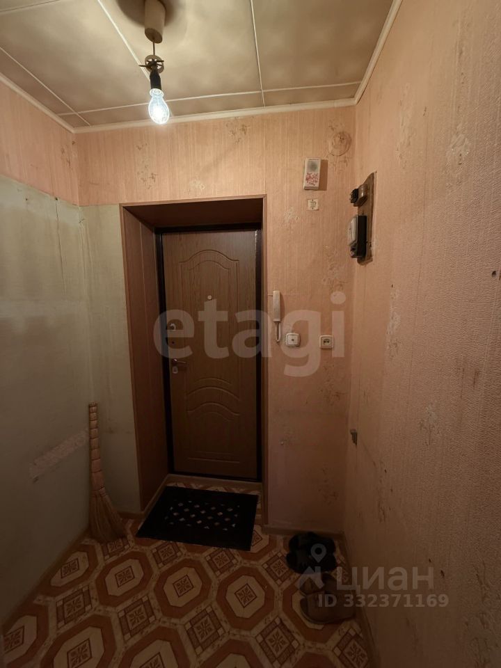 2-комн., Квартира, 42.7 м², 2/3 этаж