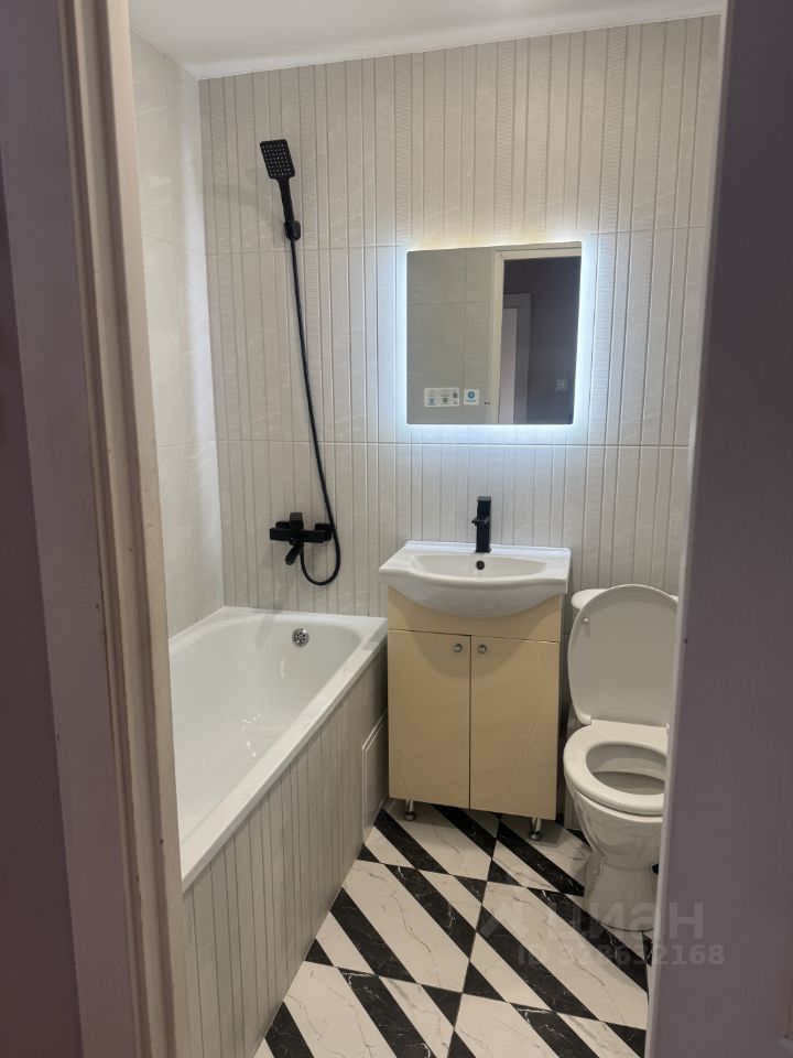 1-комн., 40 м², 10/11 этаж