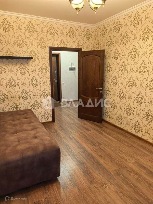 1-комн., 37.6 м², 16/25 этаж